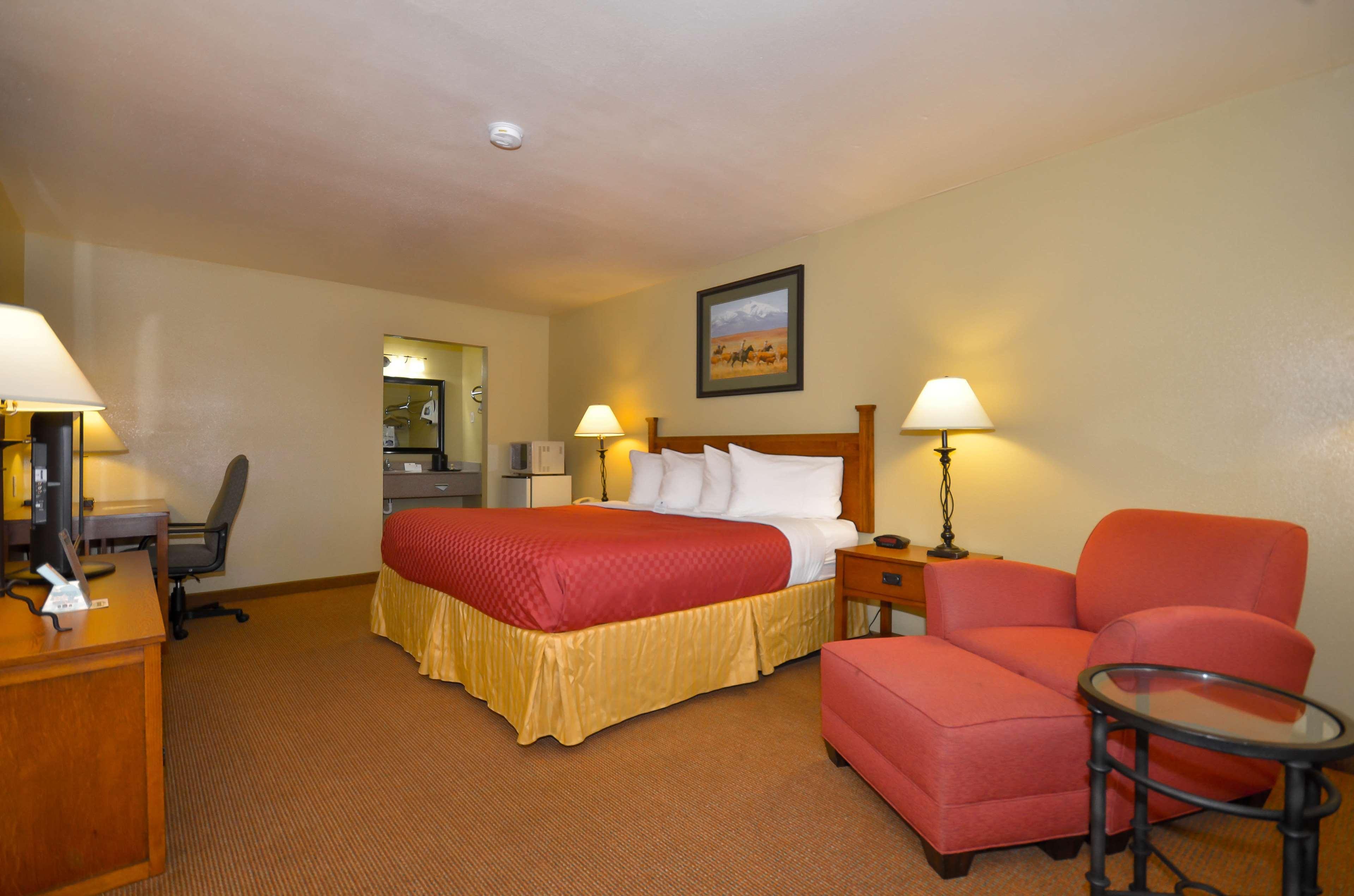 Best Western Executive Inn Hallettsville Extérieur photo