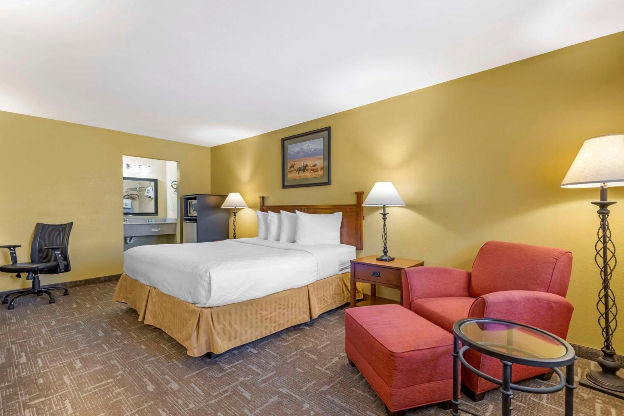 Best Western Executive Inn Hallettsville Extérieur photo
